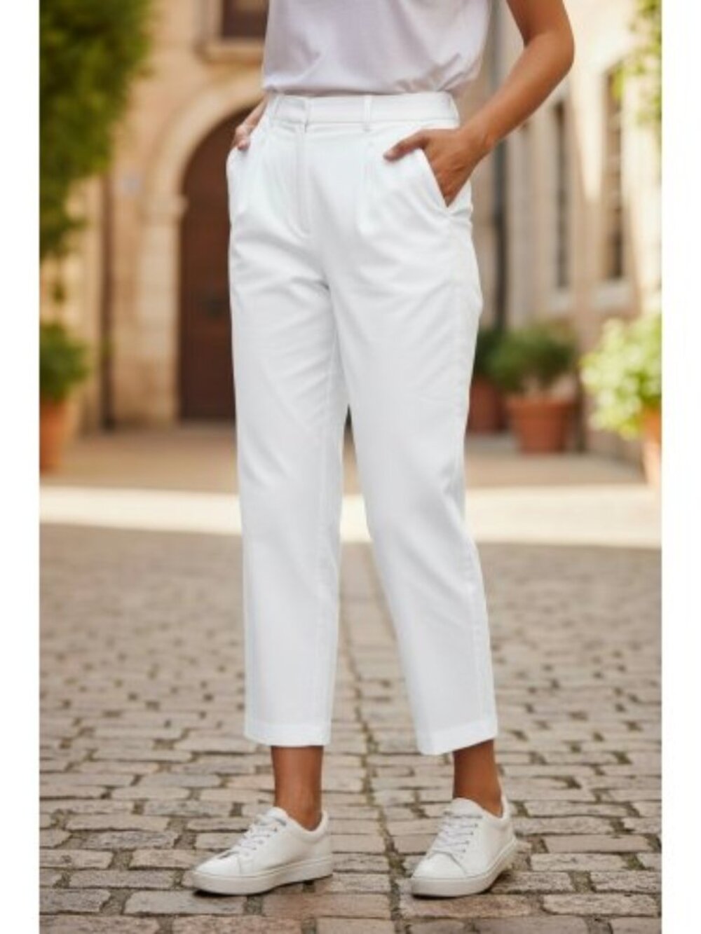 BEDFORD FAIR White Chinos Pants Ladies Size 16P